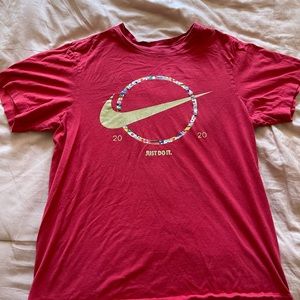 Nike tshirt